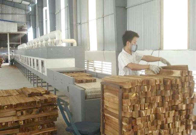 木材微波干燥设备提高木材干燥速度和质量